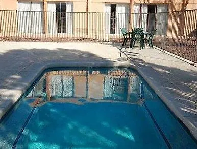 Quality Near Ft Huachuca Hotel