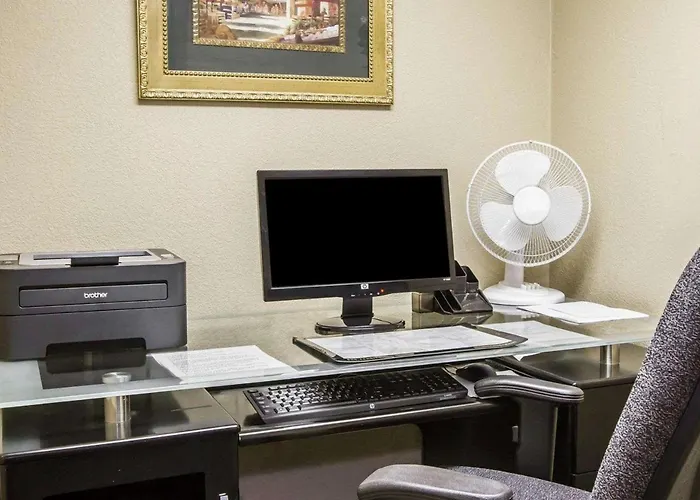 Hotel Quality Near Ft Huachuca 2*